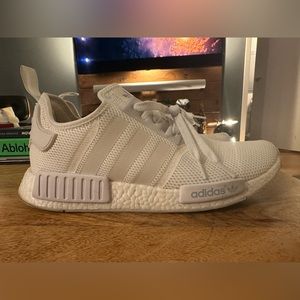 Like New Adidas NMD R1 white/white sz 12
